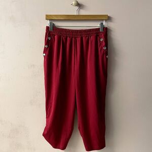 Burgundy Button Detail Capri Pants EUC Size M